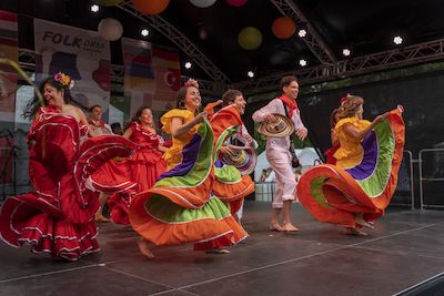 FOLKLORIA 2025